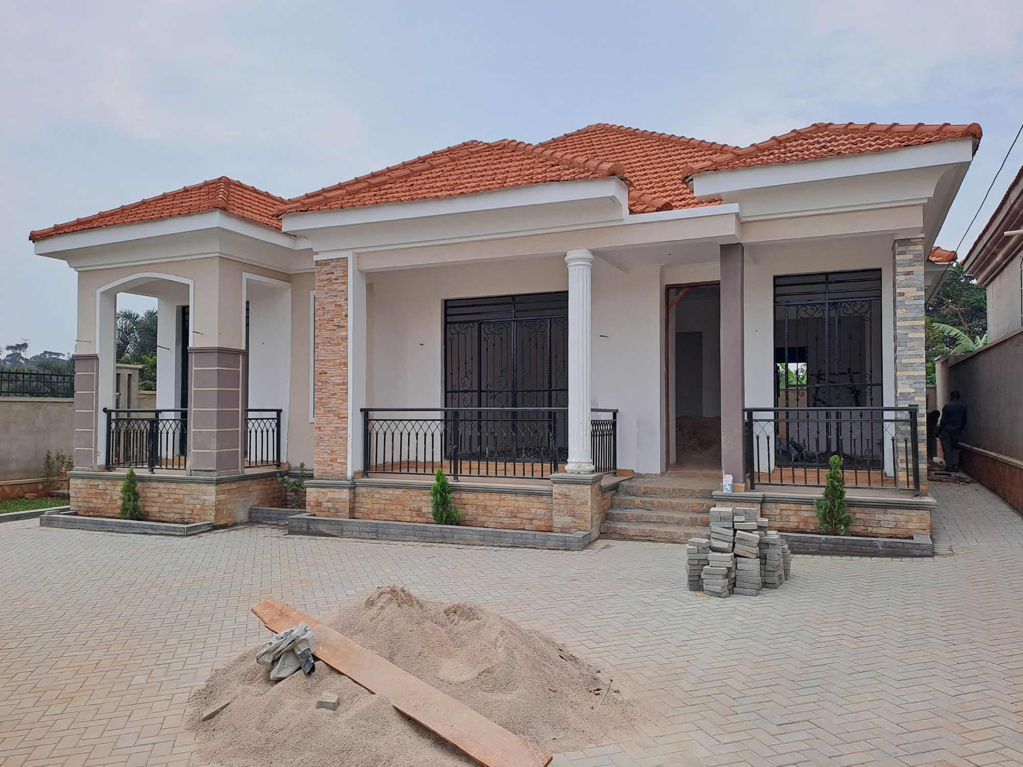 Residential House for Sale – Najjera, Uganda