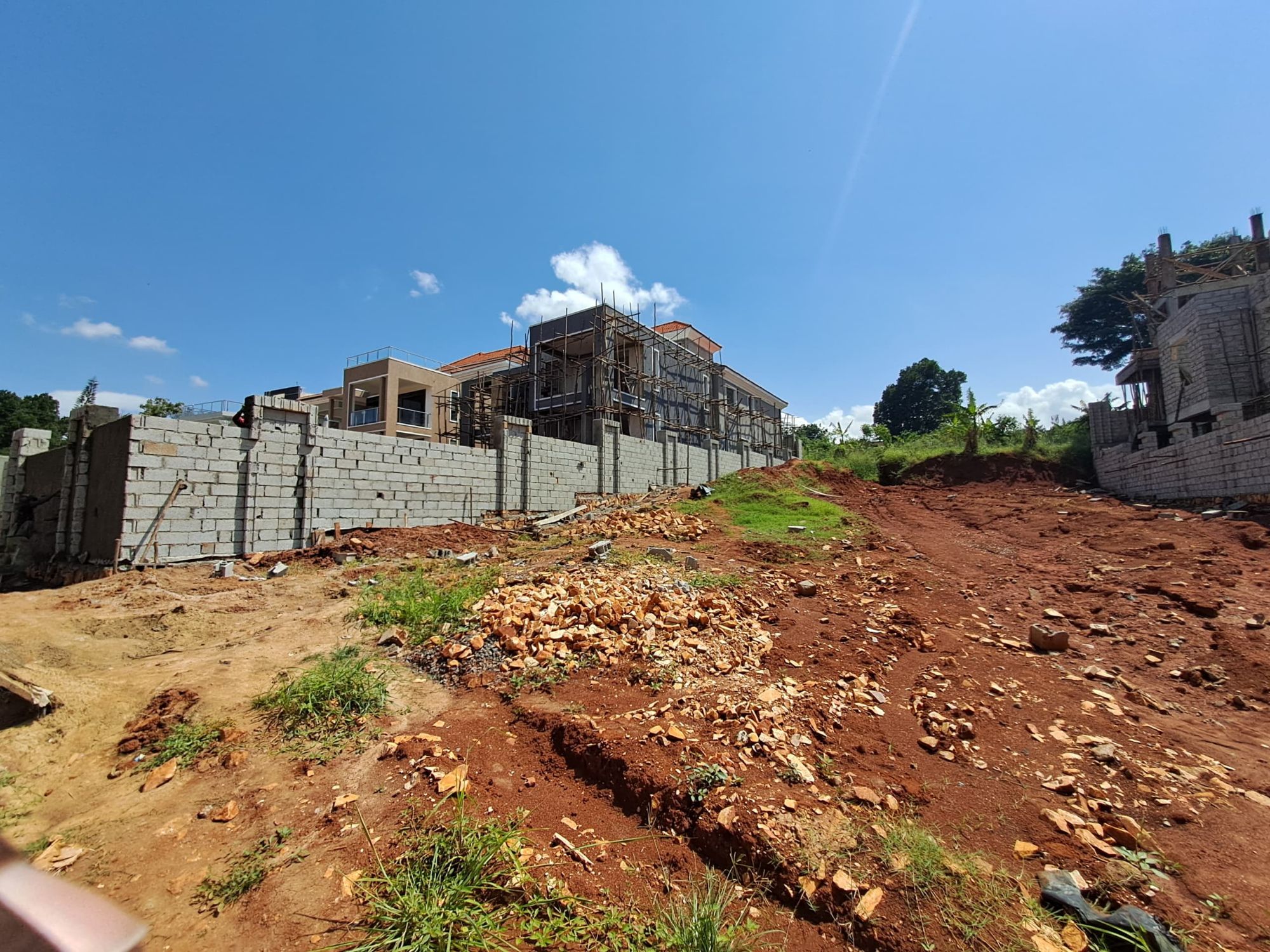 Residential & Commercial Land for Sale – Kiwatule, Kyambogo Road, Uganda