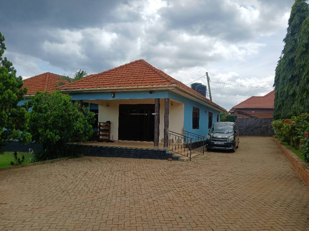 4-Bedroom House for Sale in Gayaza Manyangwa, Uganda
