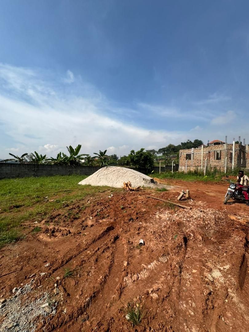 13-Decimals Plot for Sale in Kira Kitukutwe, Uganda