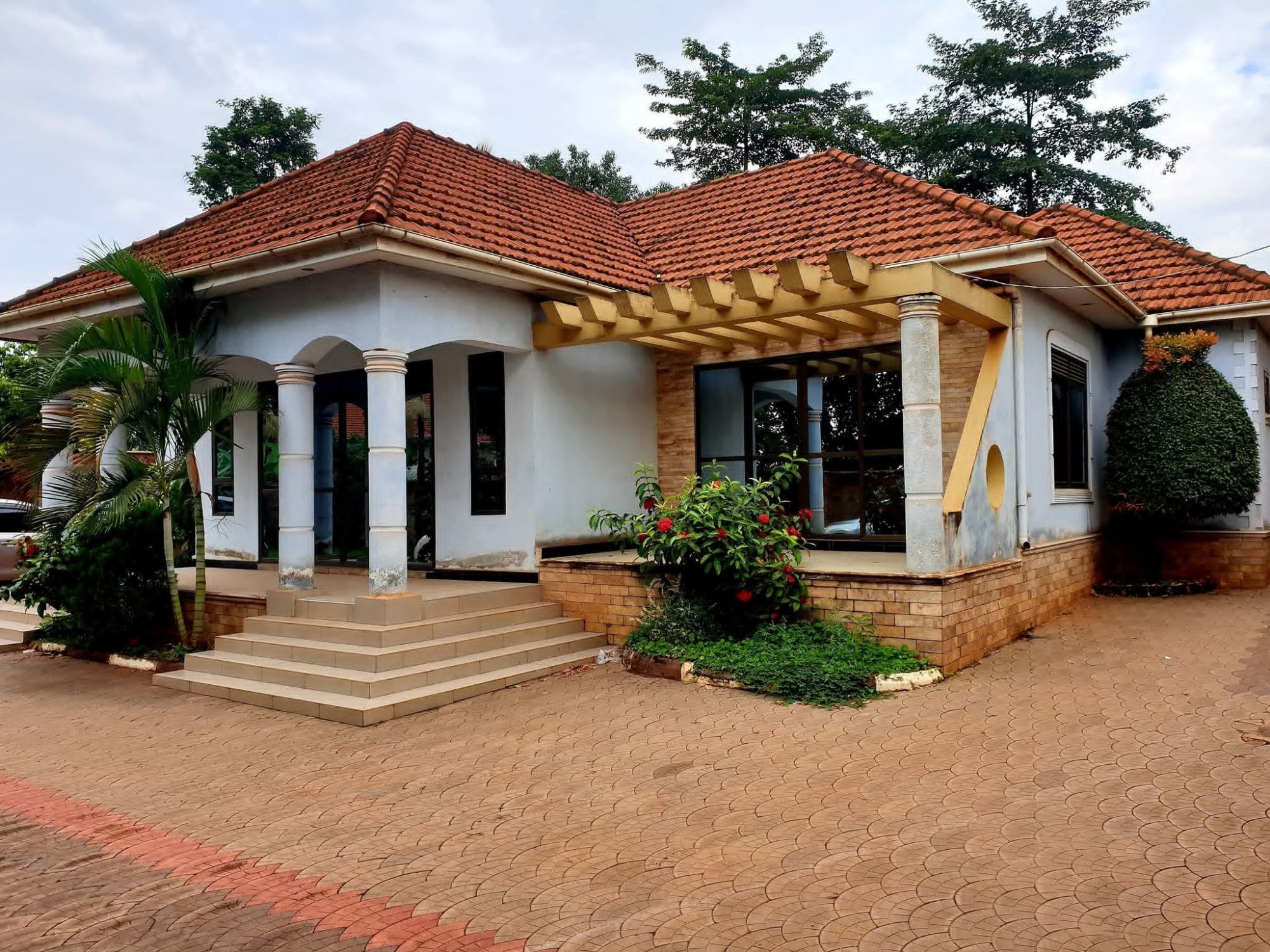 4-Bedroom Standalone House for Rent in Kira, Uganda