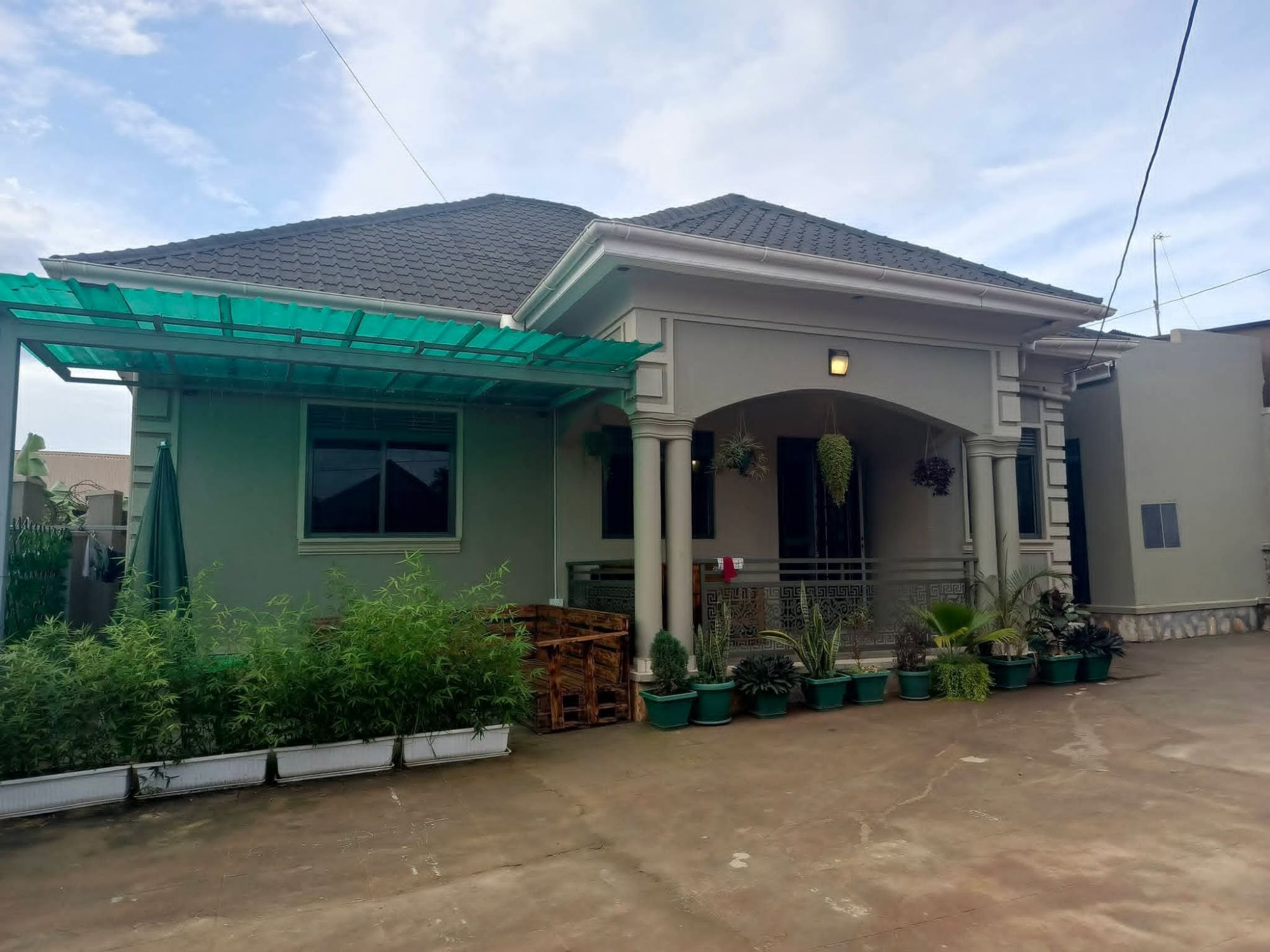 Residential House for Sale in Mutundwe, Kampala, Uganda