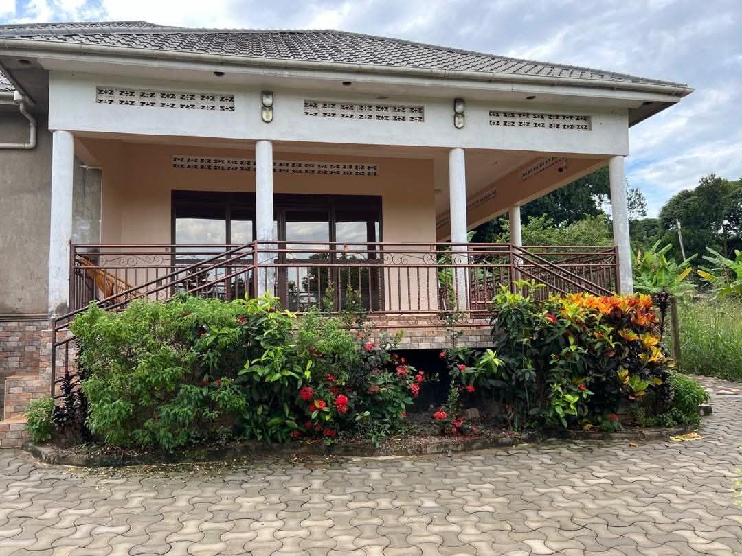 House for Sale in Mukono Nsambye, Uganda