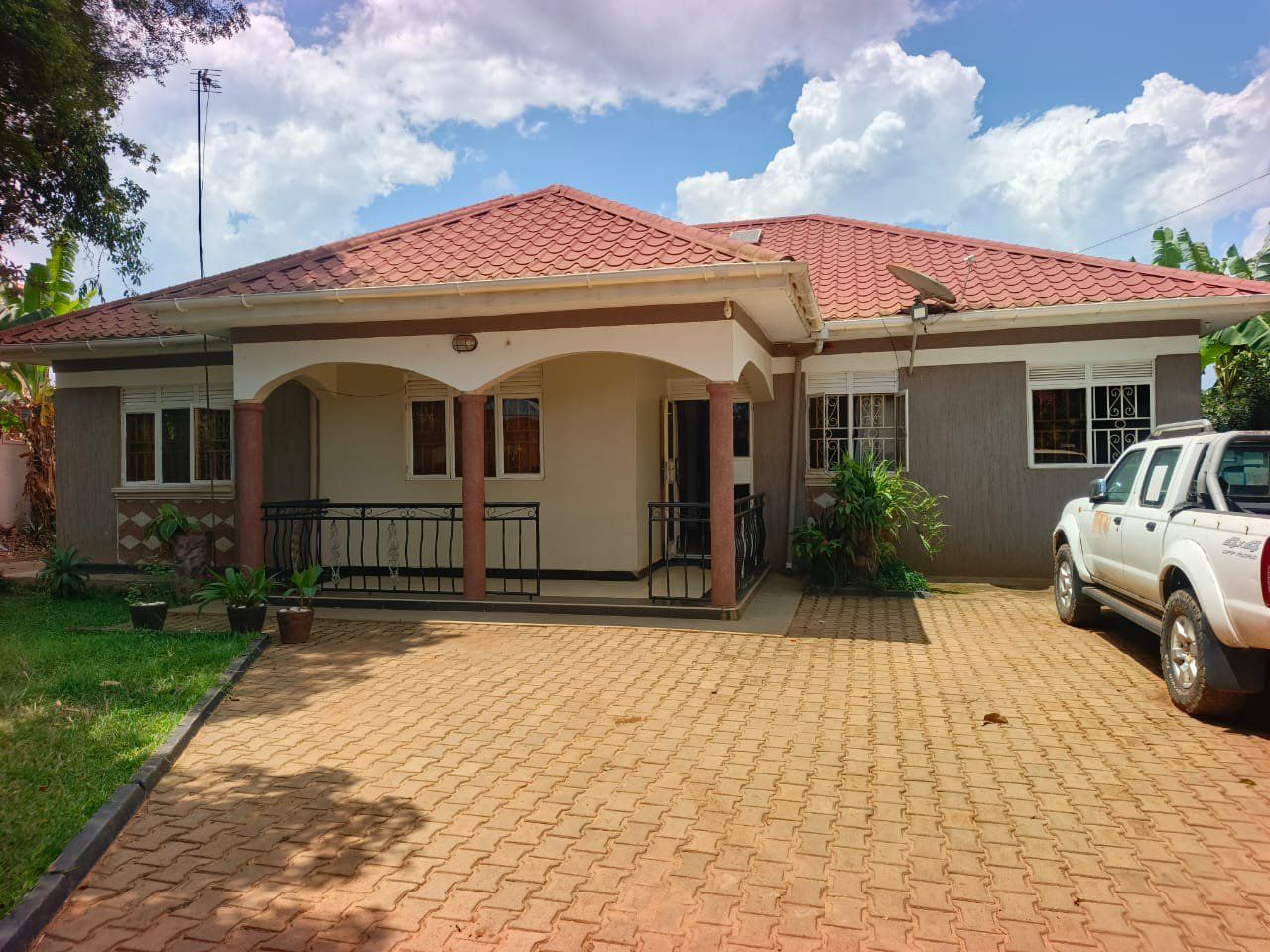 Residential House for Sale in Kira, Uganda
